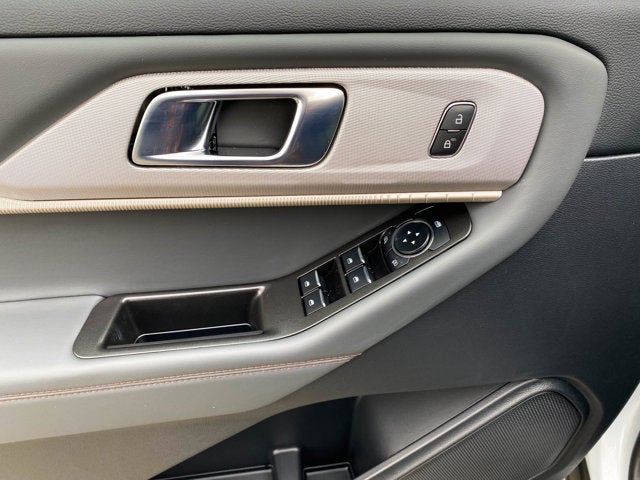 2026 Ford Explorer Active 4WD