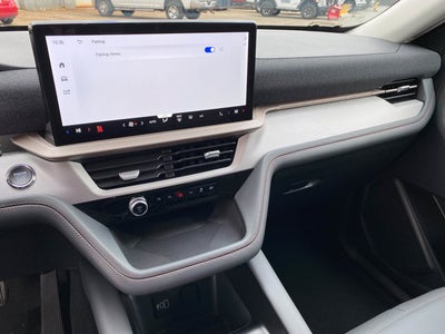 2026 Ford Explorer Active 4WD