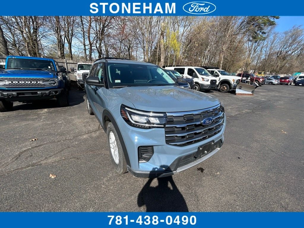2025 Ford Explorer Active 4WD