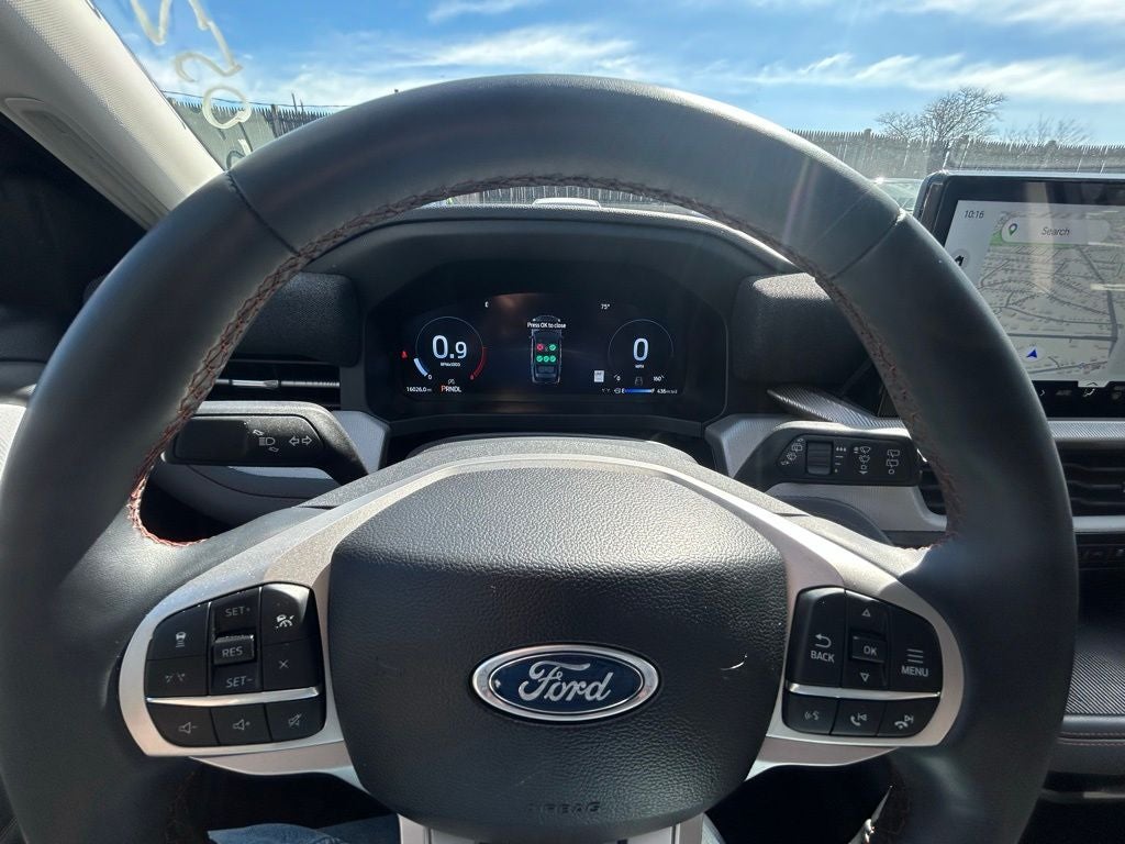 2025 Ford Explorer Active 4WD