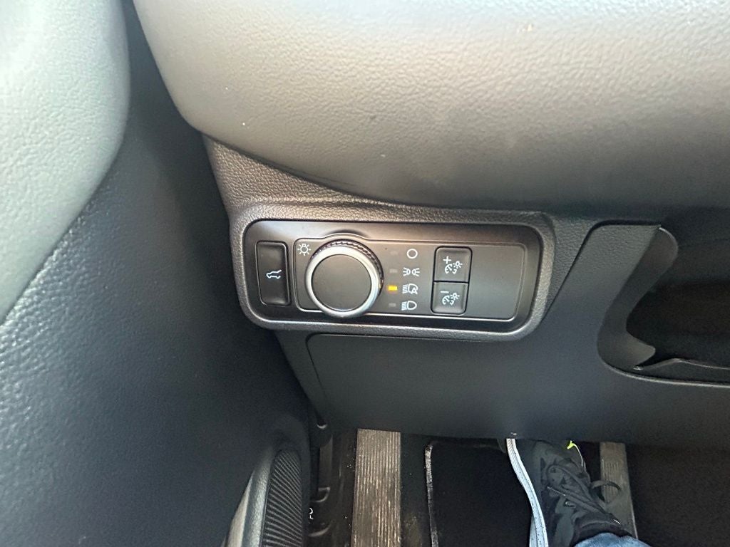 2025 Ford Explorer Active 4WD