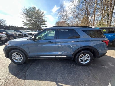 2025 Ford Explorer Active 4WD