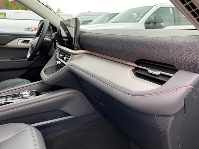 2026 Ford Explorer Active 4WD