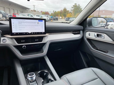 2026 Ford Explorer Active 4WD