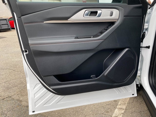 2026 Ford Explorer Active 4WD