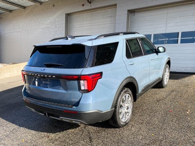 2026 Ford Explorer Active 4WD