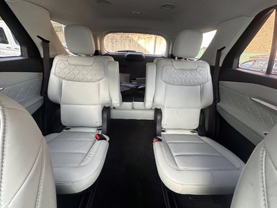 2026 Ford Explorer Platinum 4WD