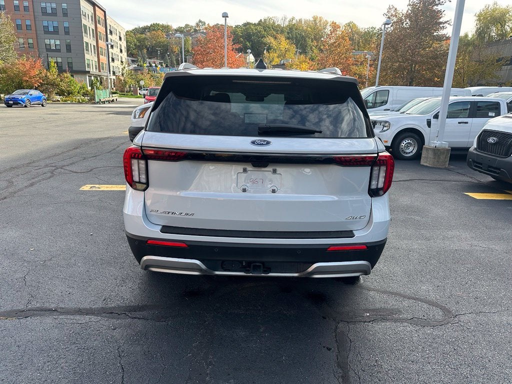 2026 Ford Explorer Platinum 4WD