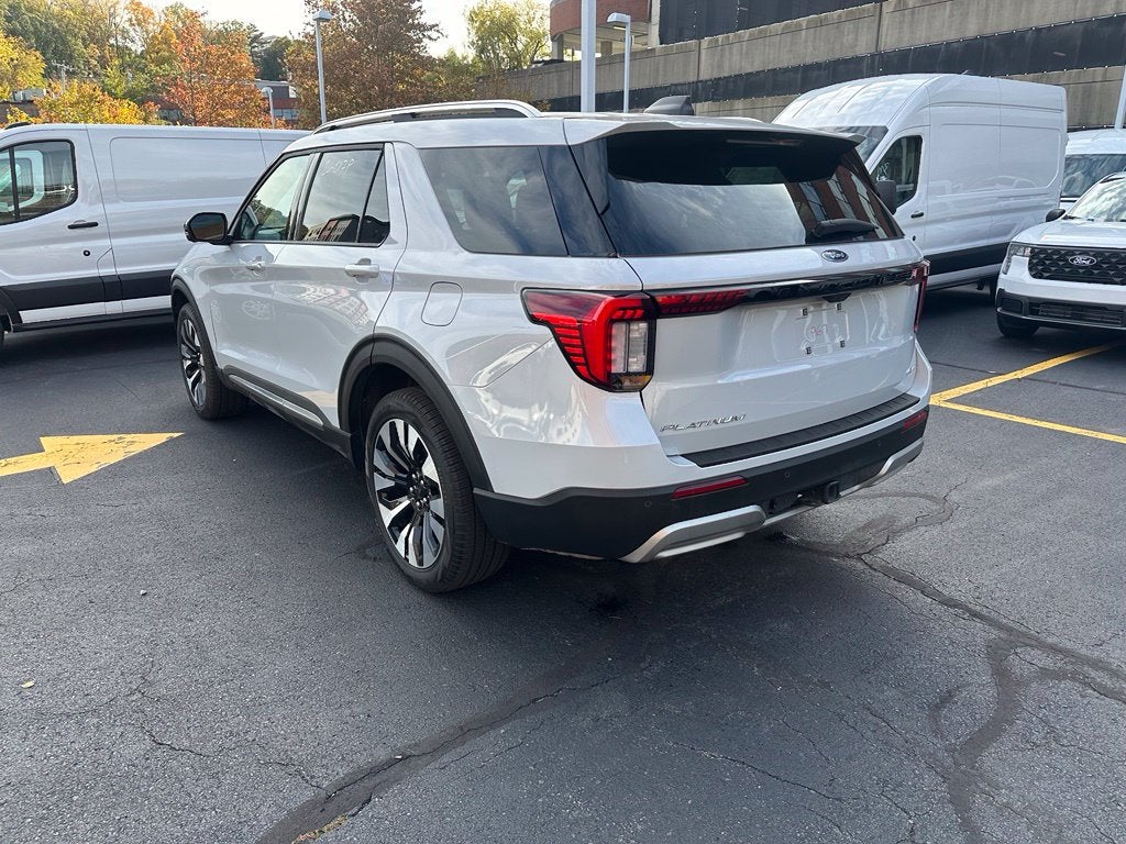 2026 Ford Explorer Platinum 4WD
