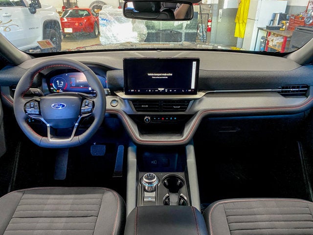 2026 Ford Explorer ST-Line 4WD