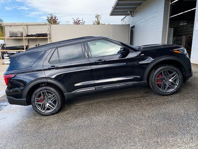 2026 Ford Explorer ST-Line 4WD