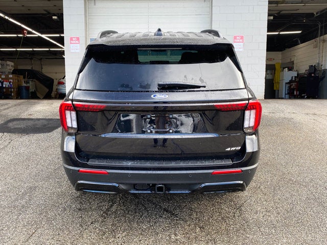 2026 Ford Explorer ST-Line 4WD