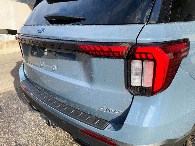 2026 Ford Explorer ST-Line 4WD