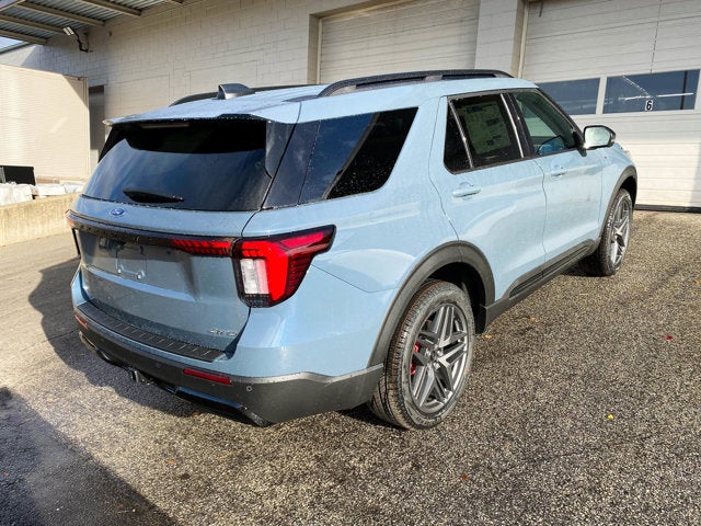 2026 Ford Explorer ST-Line 4WD