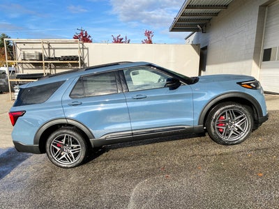 2026 Ford Explorer ST-Line 4WD
