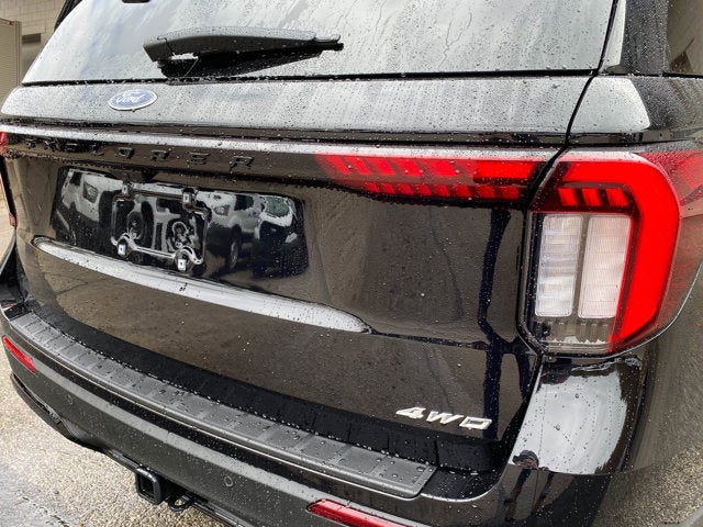 2026 Ford Explorer ST-Line 4WD