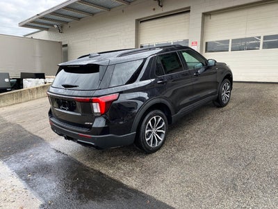2026 Ford Explorer ST-Line 4WD