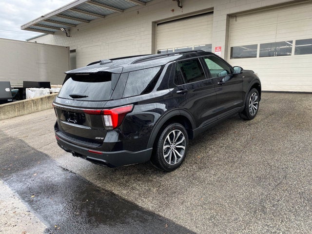 2026 Ford Explorer ST-Line 4WD