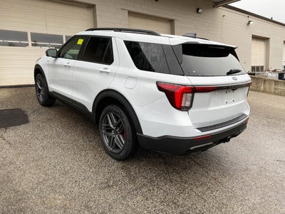 2026 Ford Explorer ST-Line 4WD