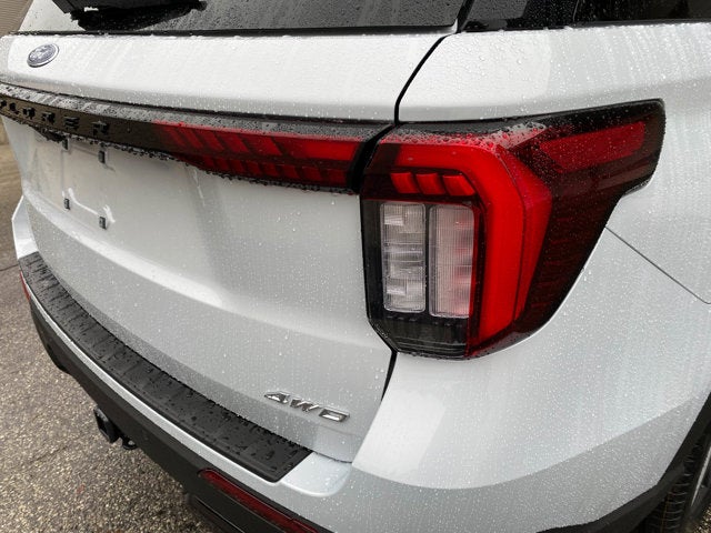 2026 Ford Explorer ST-Line 4WD