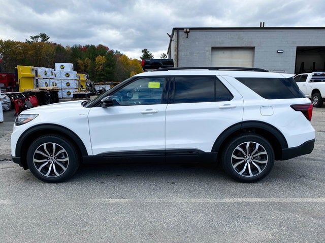 2026 Ford Explorer ST-Line 4WD