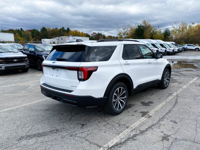 2026 Ford Explorer ST-Line 4WD
