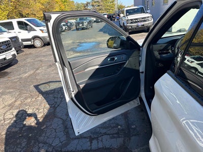 2026 Ford Explorer ST-Line M/Roof