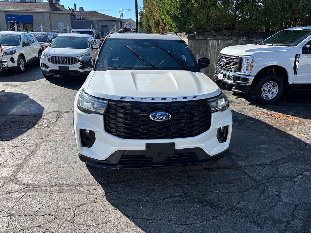 2026 Ford Explorer ST-Line M/Roof