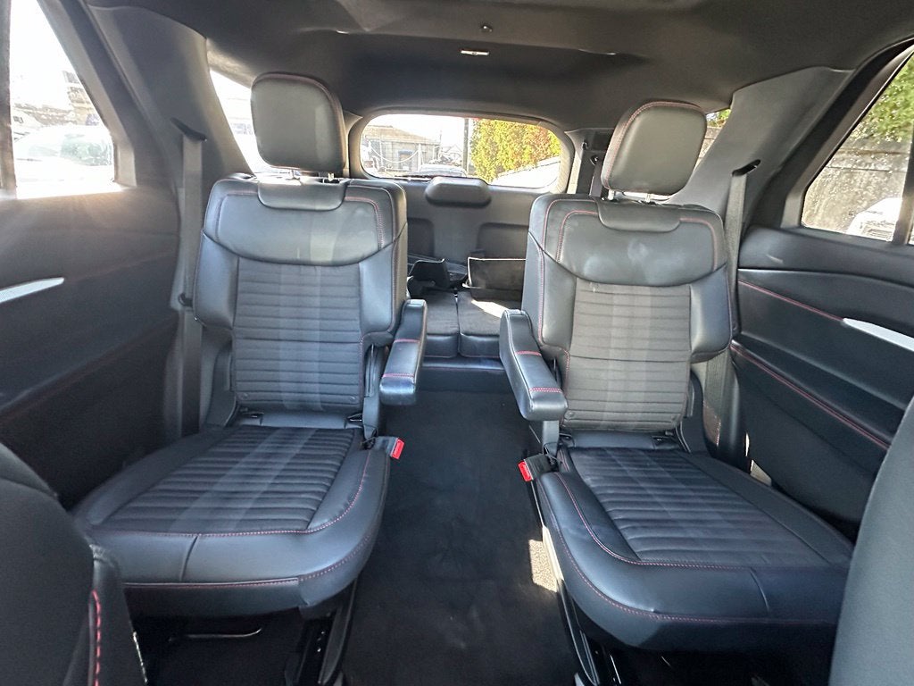 2026 Ford Explorer ST-Line M/Roof