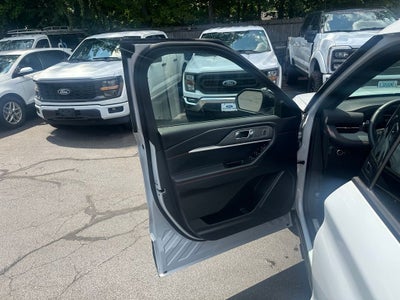 2026 Ford Explorer ST-Line Certified P/O