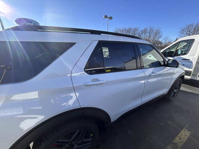2026 Ford Explorer ST-Line 4WD