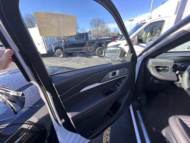 2026 Ford Explorer ST-Line 4WD