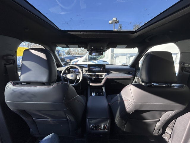 2026 Ford Explorer ST-Line 4WD