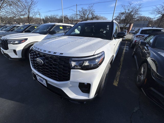 2026 Ford Explorer ST-Line 4WD