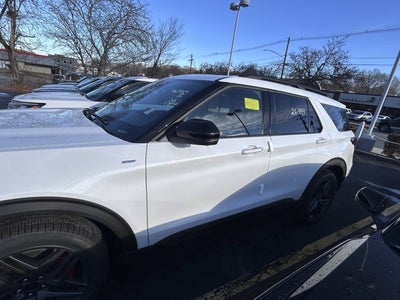 2026 Ford Explorer ST-Line 4WD