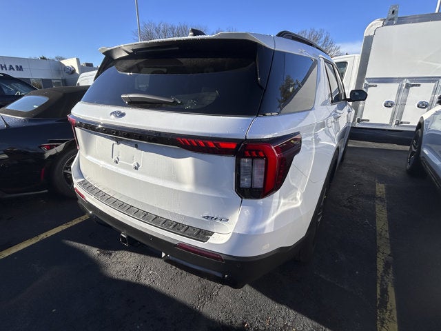 2026 Ford Explorer ST-Line 4WD