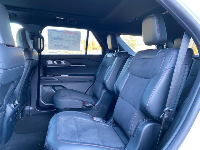 2026 Ford Explorer ST 4WD