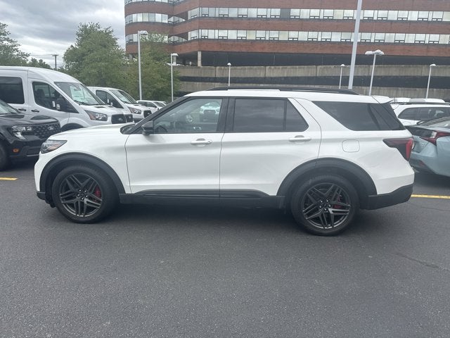 2025 Ford Explorer ST 4WD w/MRoof