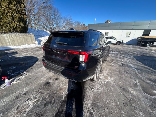 2025 Ford Explorer ST 4WD