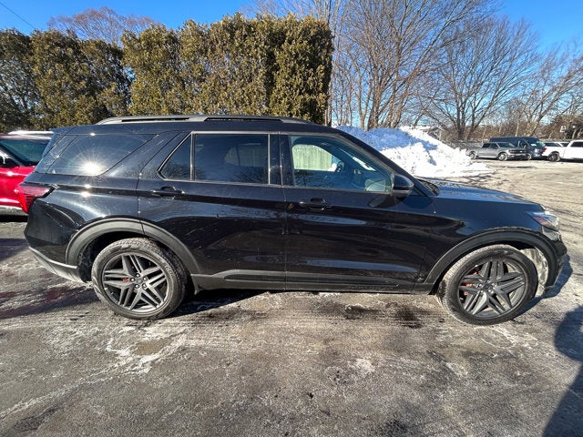 2025 Ford Explorer ST 4WD