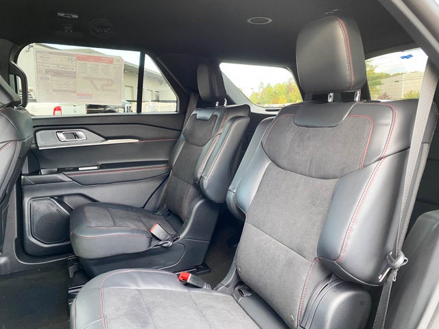 2026 Ford Explorer ST 4WD