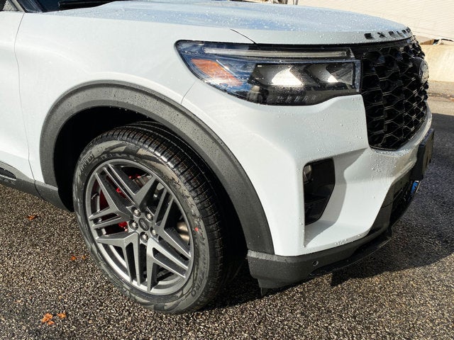 2026 Ford Explorer ST 4WD