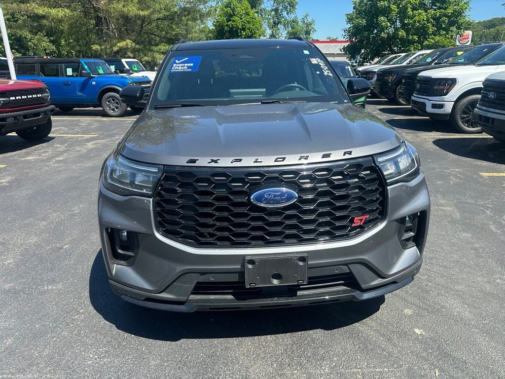 2025 Ford Explorer ST Black Painted Roof
