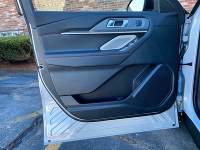 2026 Ford Explorer ST 4WD