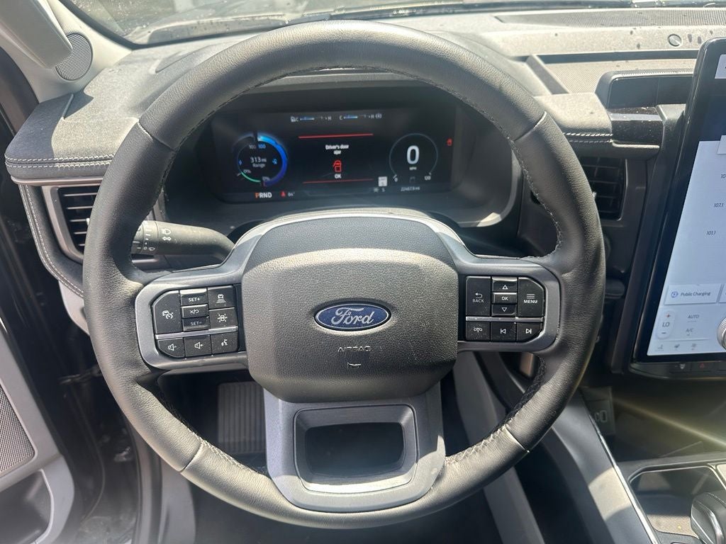 2025 Ford F-150 Lightning Flash 4x4 Certified P/O