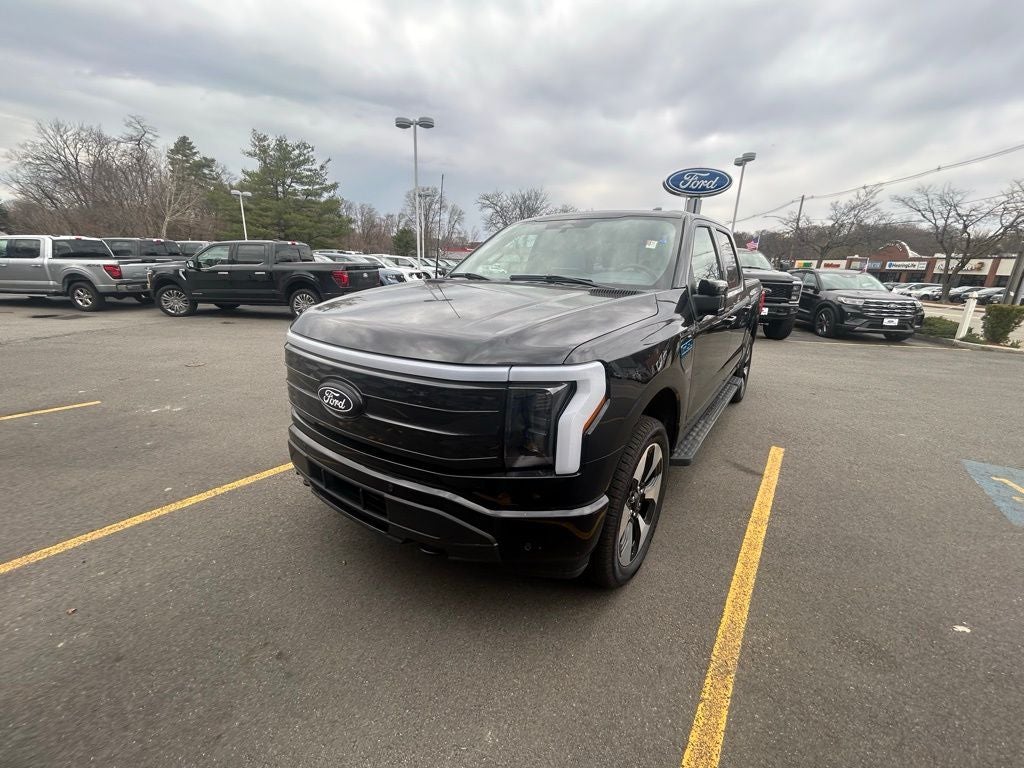 2025 Ford F-150 Lightning Platinum Super Crew 4x4 Certified P/O