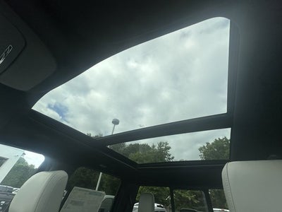 2025 Ford F-150 Lightning Platinum Super Crew 4x4 DEALER DEMO