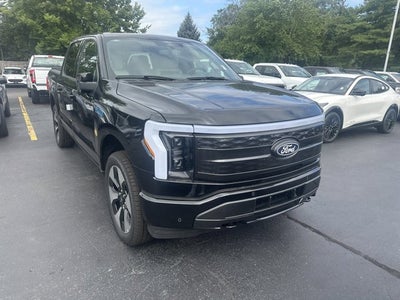 2025 Ford F-150 Lightning Platinum Super Crew 4x4 DEALER DEMO