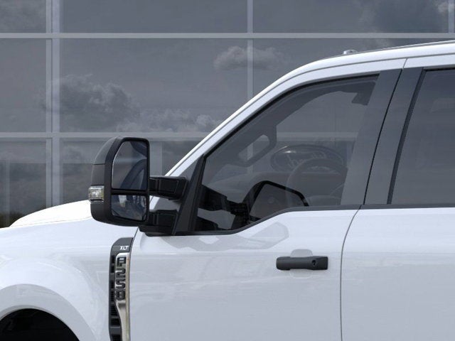 2026 Ford Super Duty F-250 XLT Crew Cab 4x4