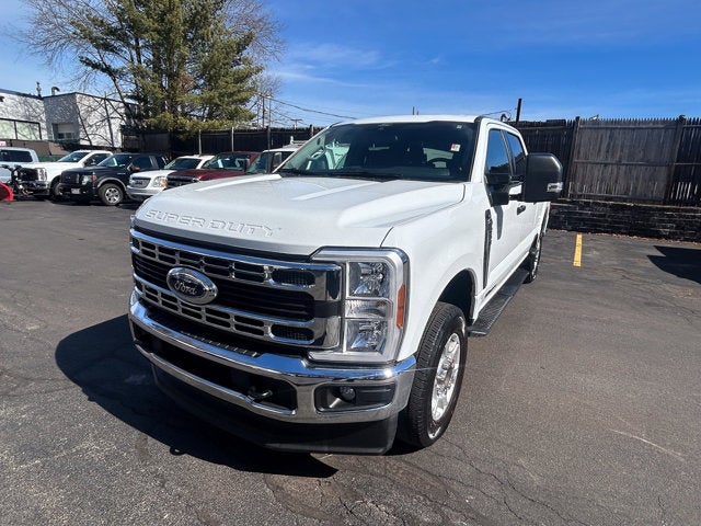 2025 Ford Super Duty F-250 XLT Crew Cab 4x4 Diesel